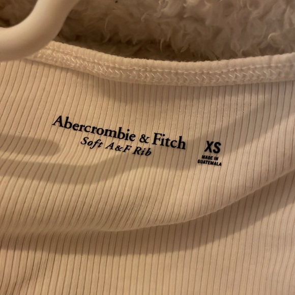 Abercrombie & Finch women’s top - Picture 2 of 3